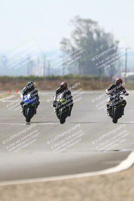 media/Sep-20-2025-TrackDaz (Sat) [[27f0cde673]]/B Group/220pm (Turn 9)/